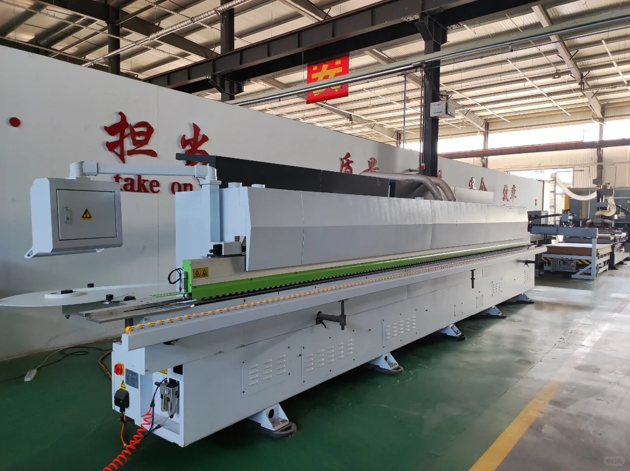 板式家具全屋定制生产线设备供参考建议