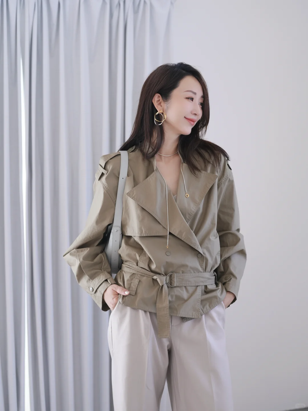 一条裤子搭出4种风格？