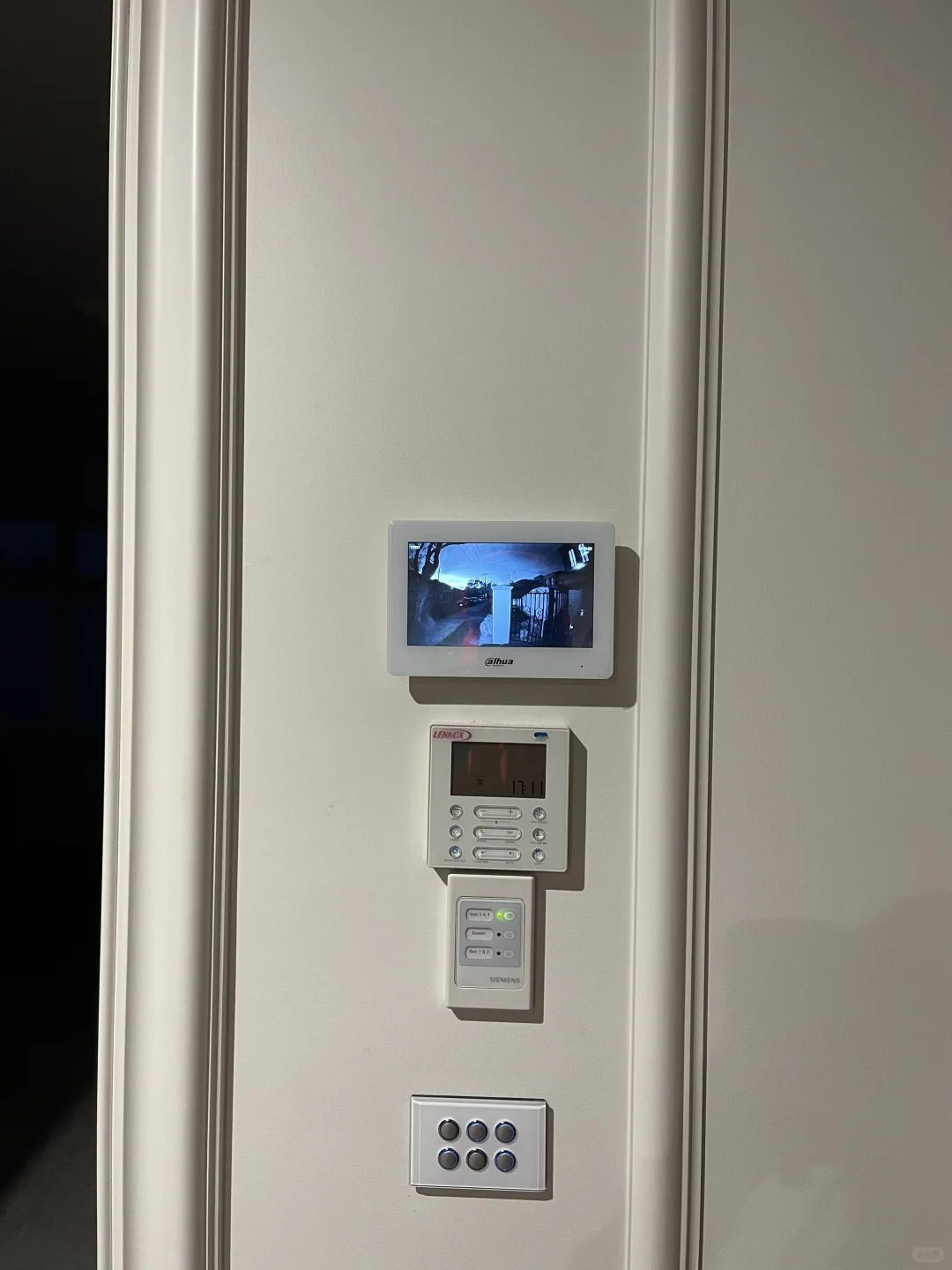 可视对讲加门禁系统—更智能，更安全的生活