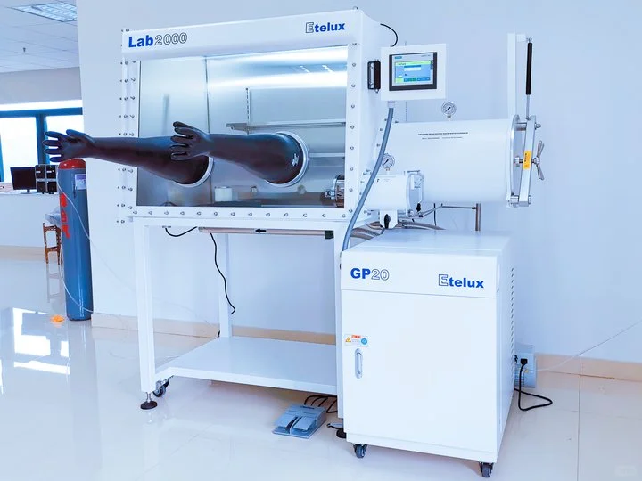 手套箱是怎样在光伏领域应用的?