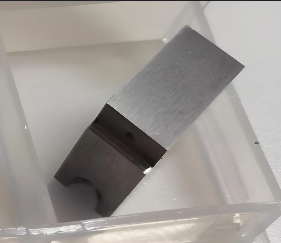 3D 打印材料为牛角进胶模具赋能