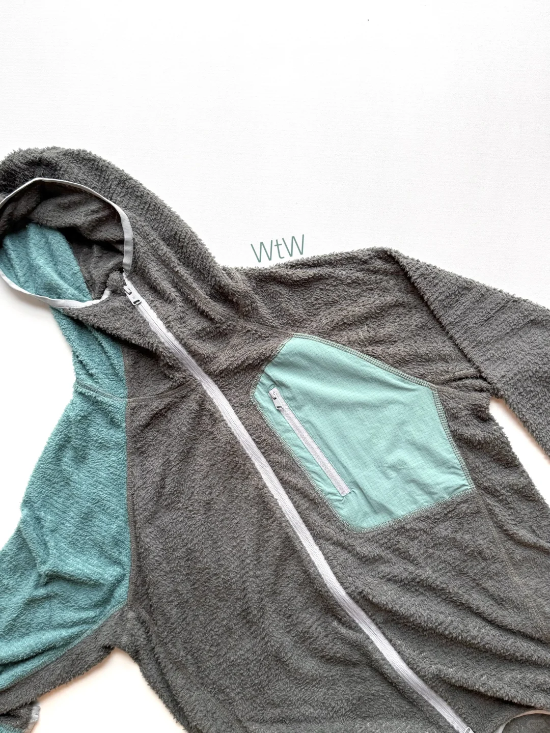 轻量化抓绒对比?|谁说我的抓绒像毛巾?