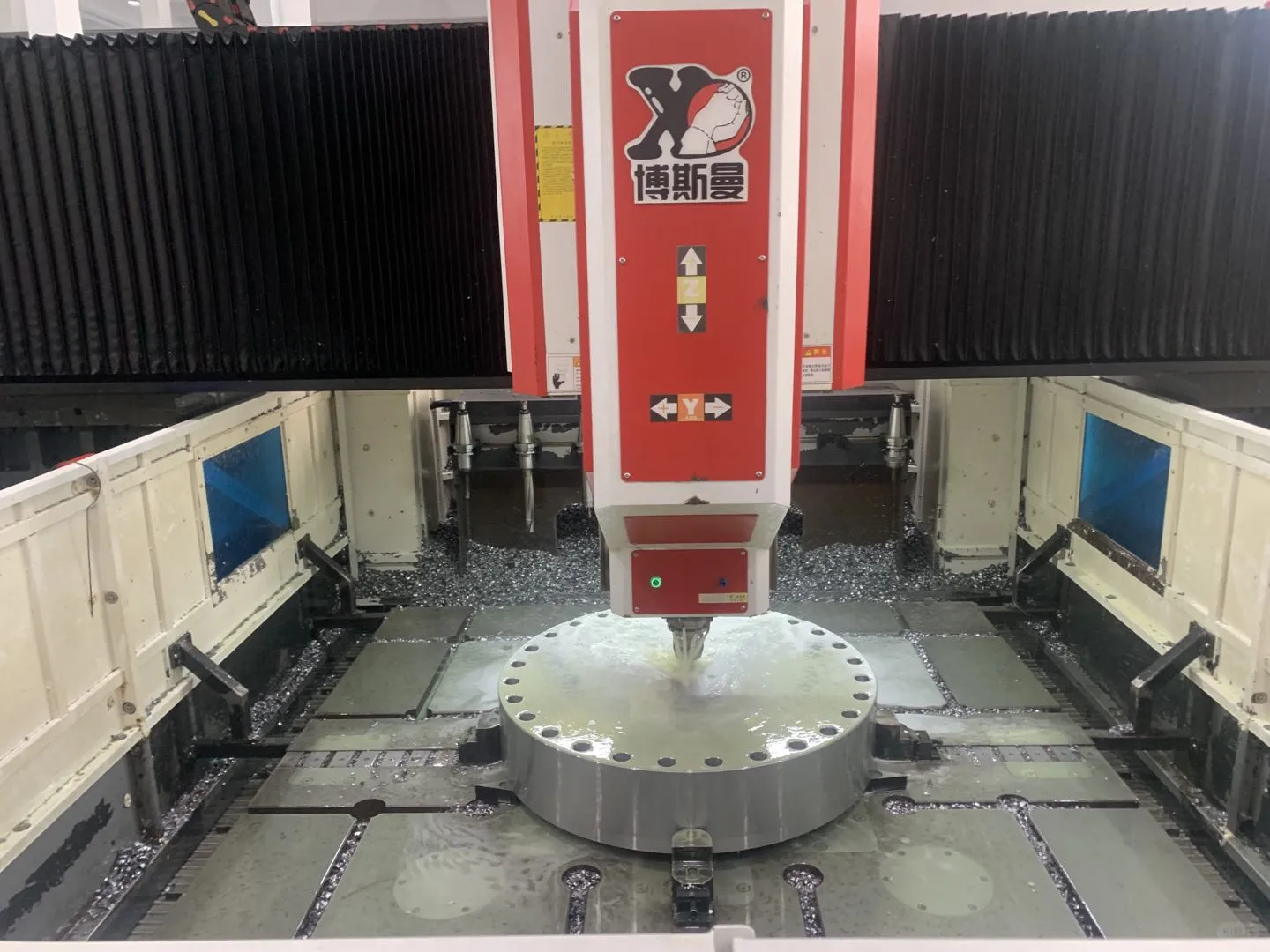 龙门高速数控钻铣床在管板加工中提升性应用