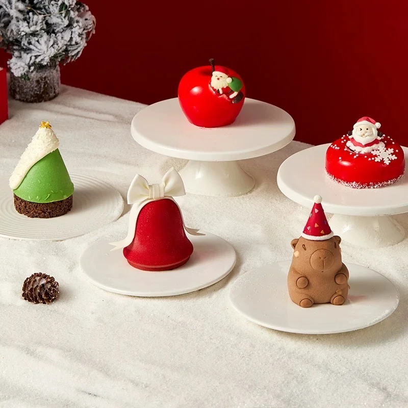 走进蛋糕工厂：看看您合作的圣诞蛋糕款式