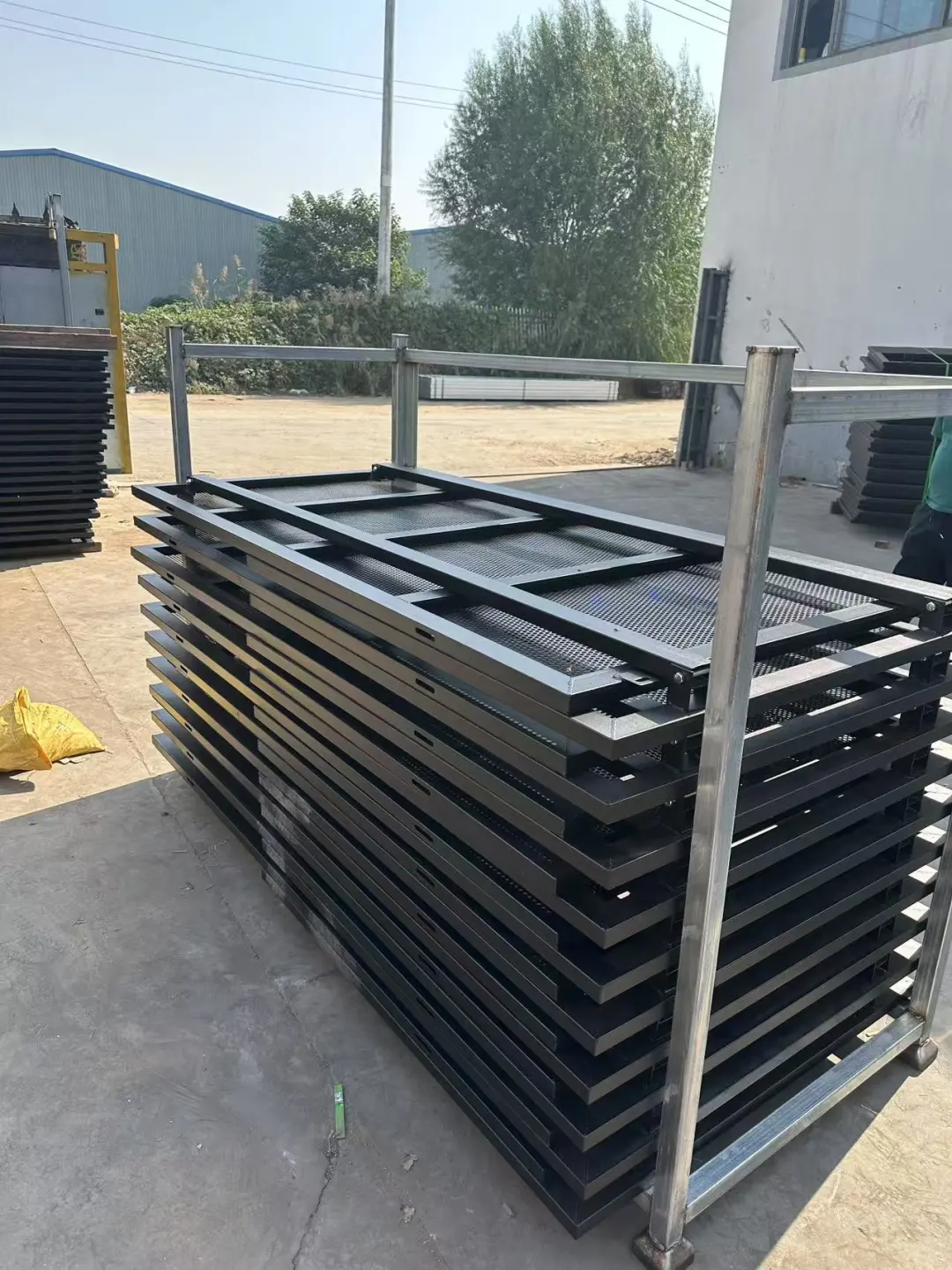 大型活动必租！防爆铁马护安全?