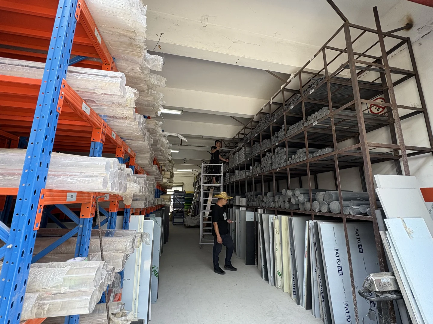 PEEK塑料中的战斗机，正在取代金属的材料