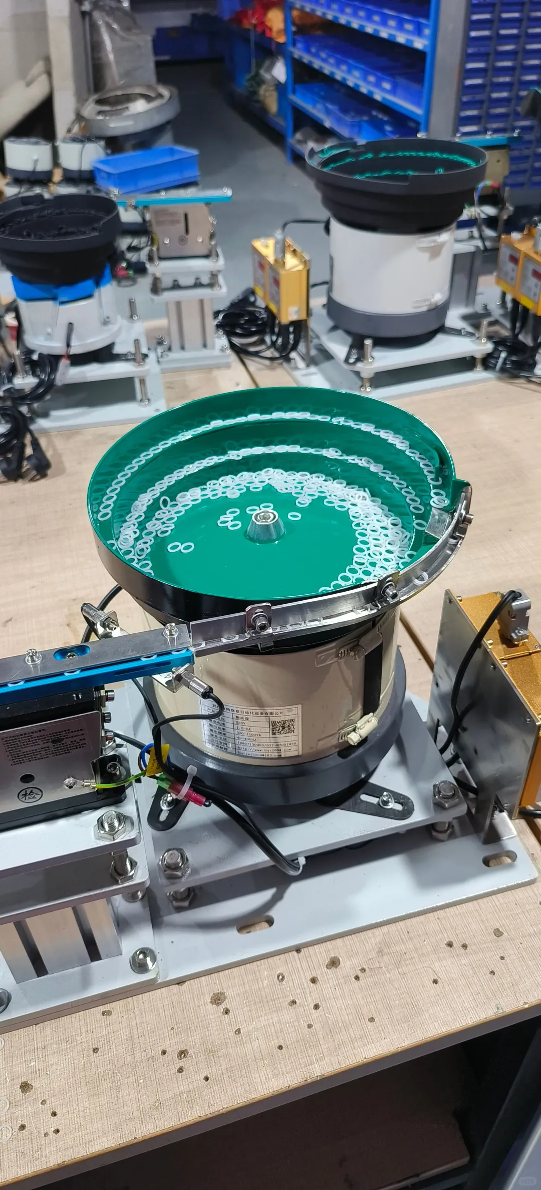 振动盘调试的基础方法与注意事项 鸿旗泰