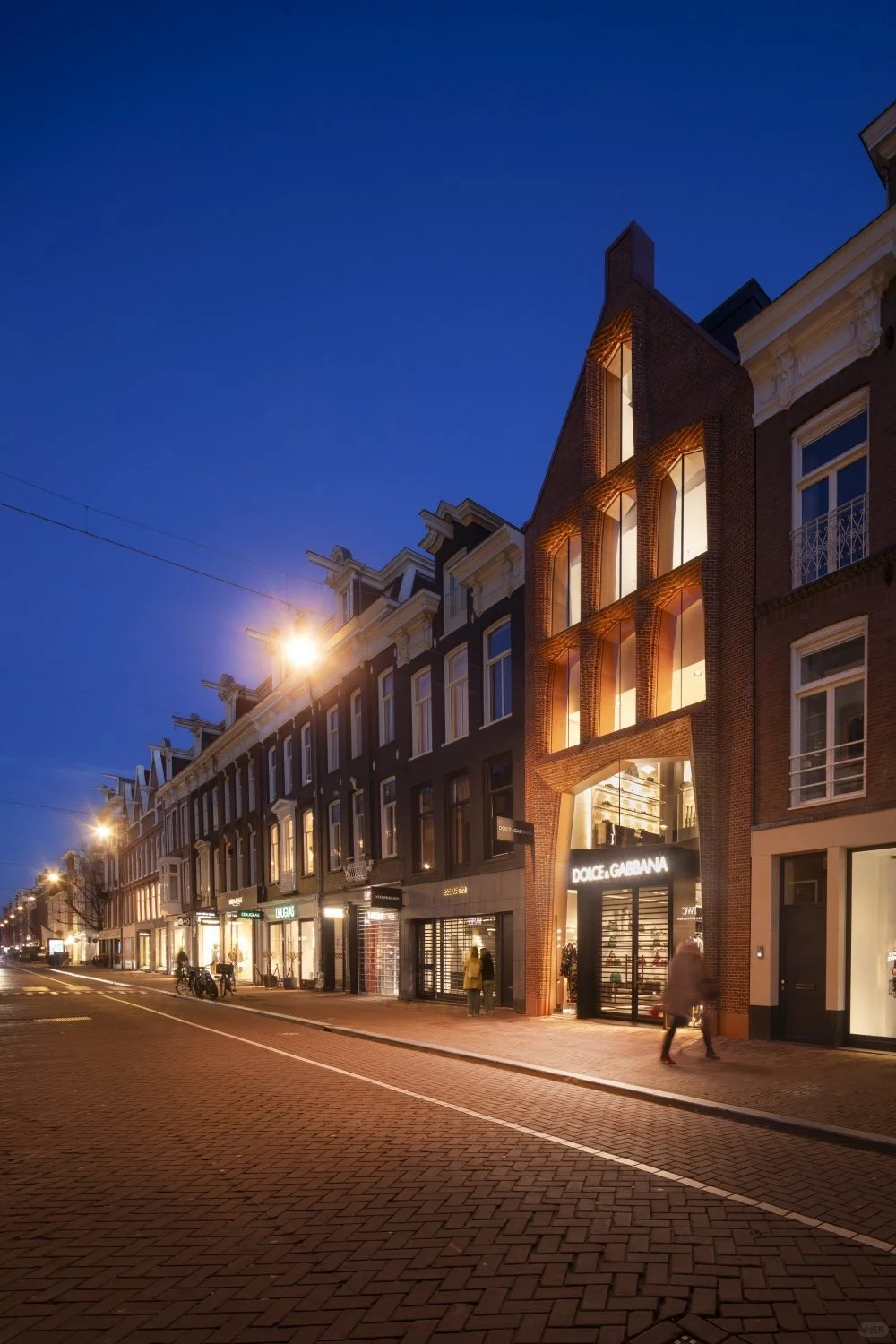 砖筑奖赏析：The Lady/Dok architecten