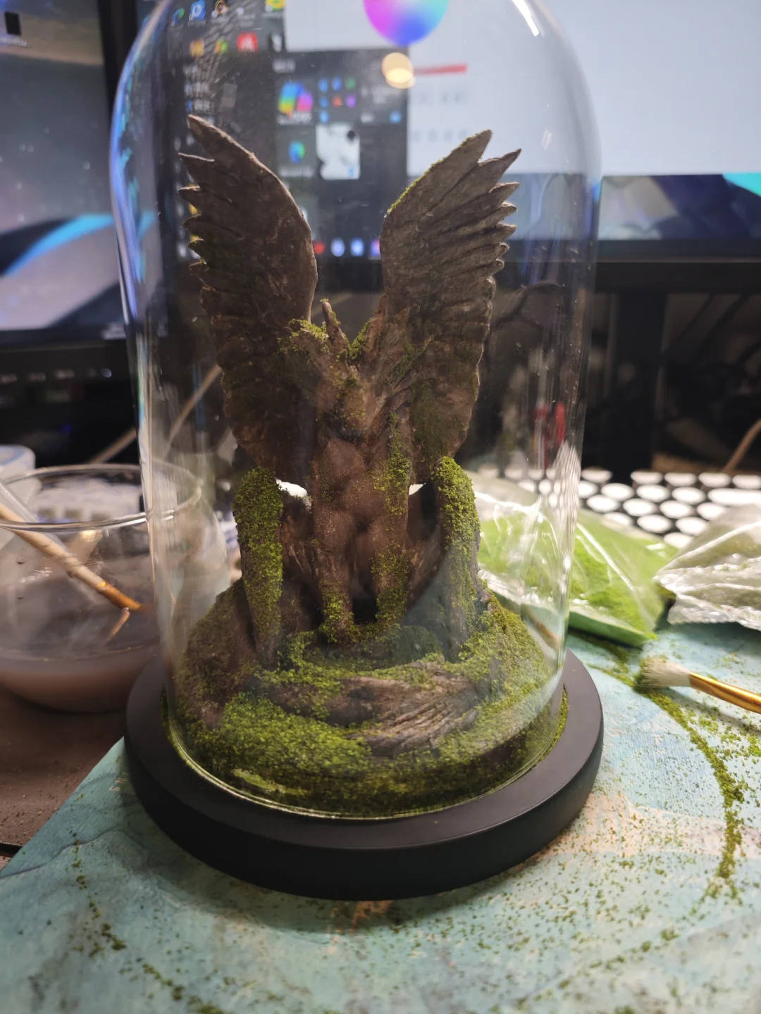 手搓白神的神秘小石雕