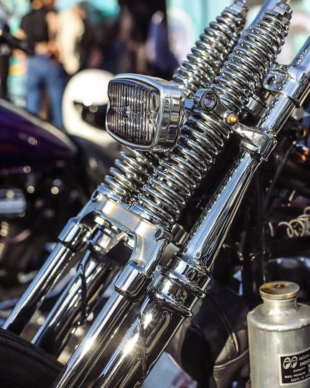 收窄版弹簧前减震器老哈老车