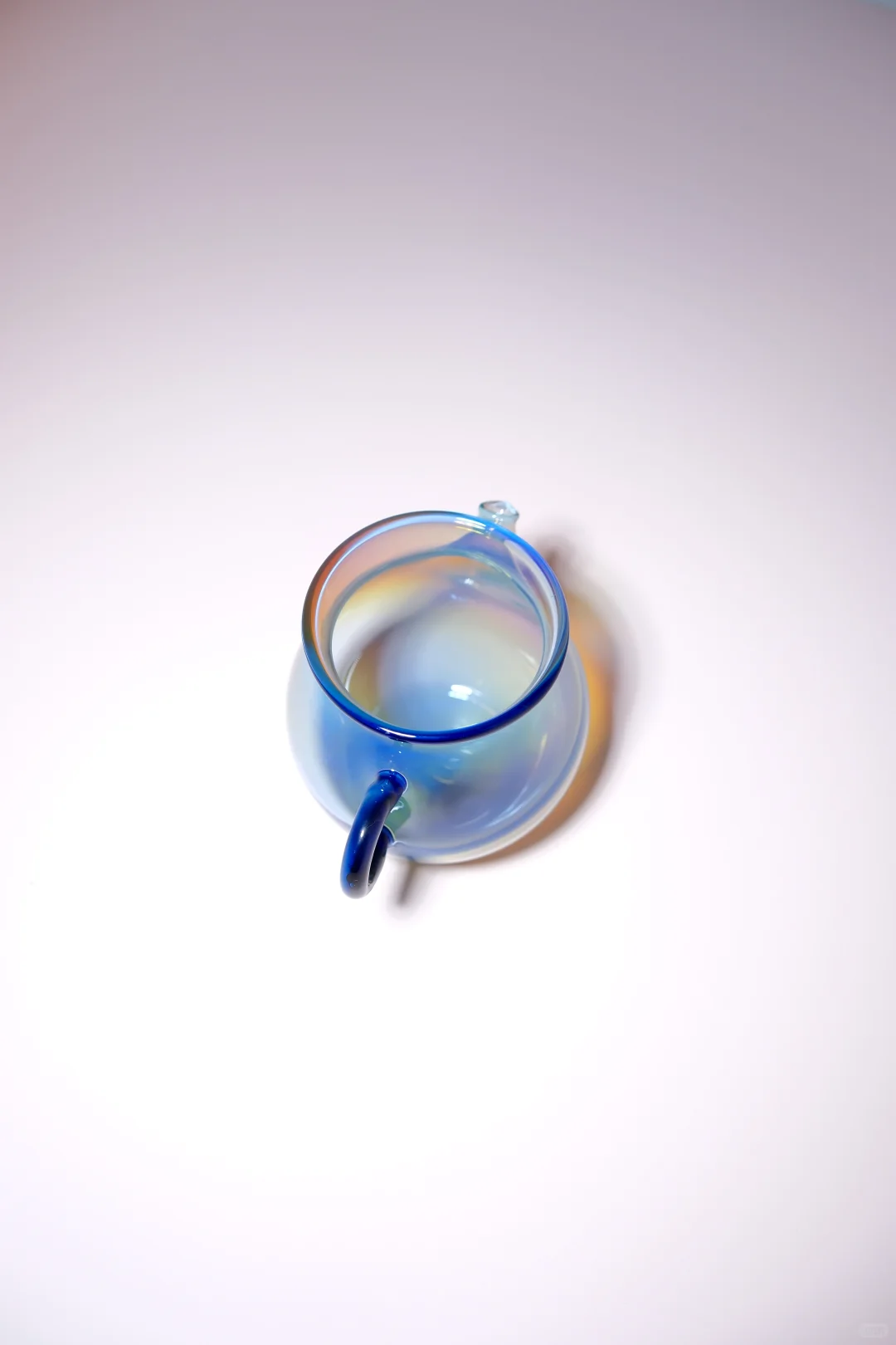 彩虹?/宝石? 像有美丽魔法的公道杯