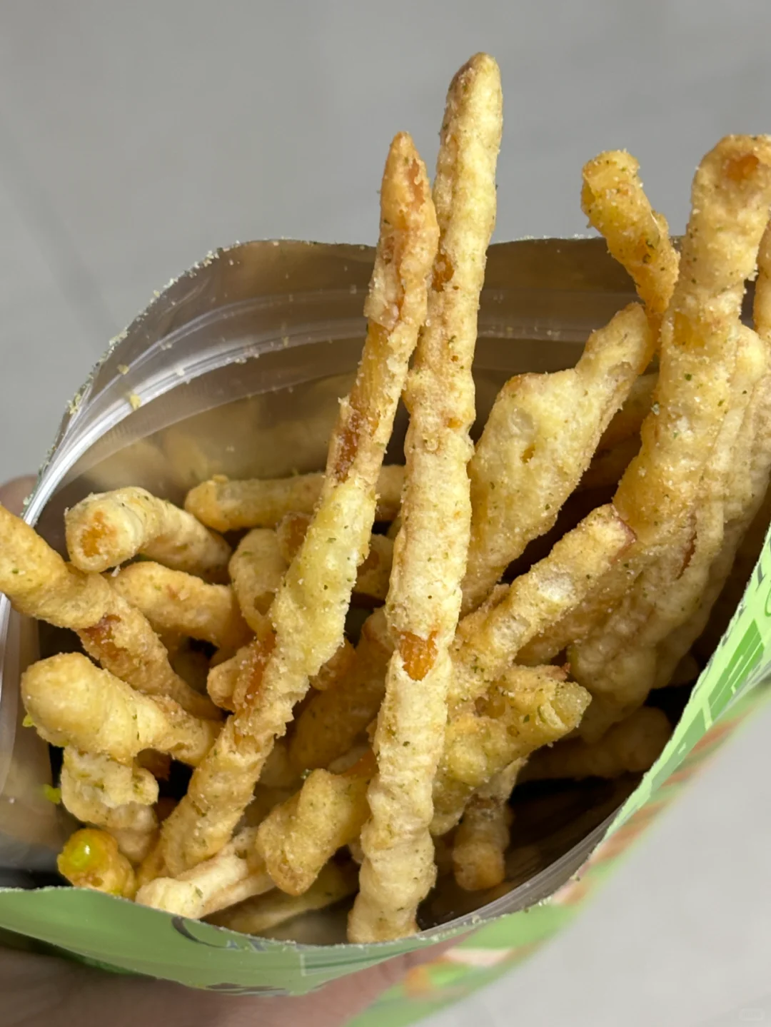 上班困了怎么办··来一根芥末味鱿鱼条！！