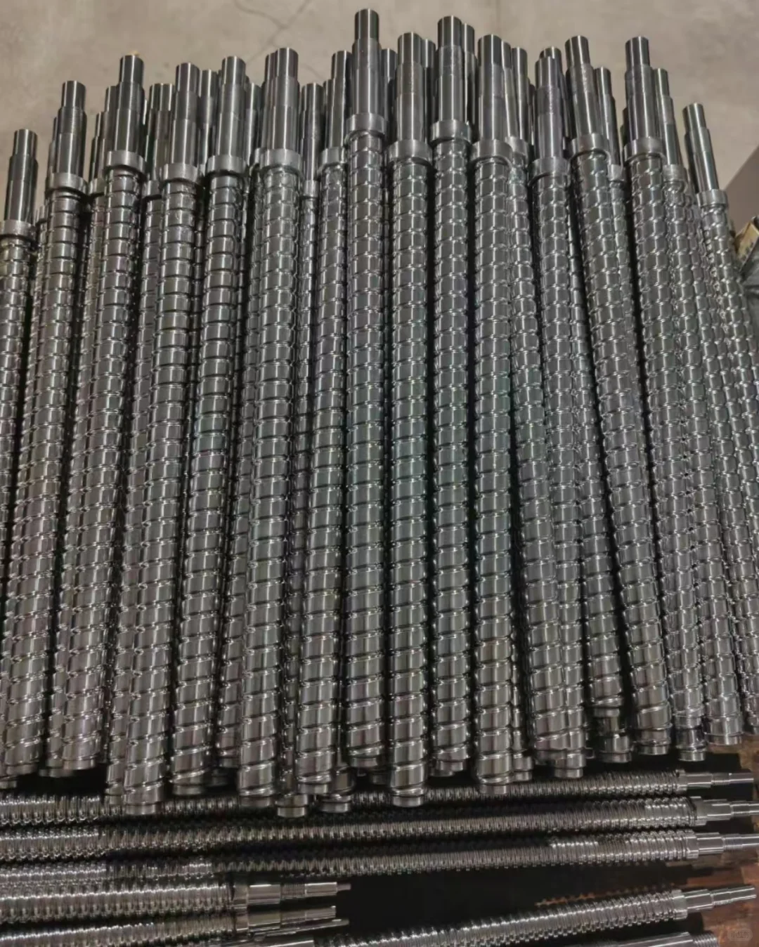 本是设备厂，本叫打个样，结果一直打