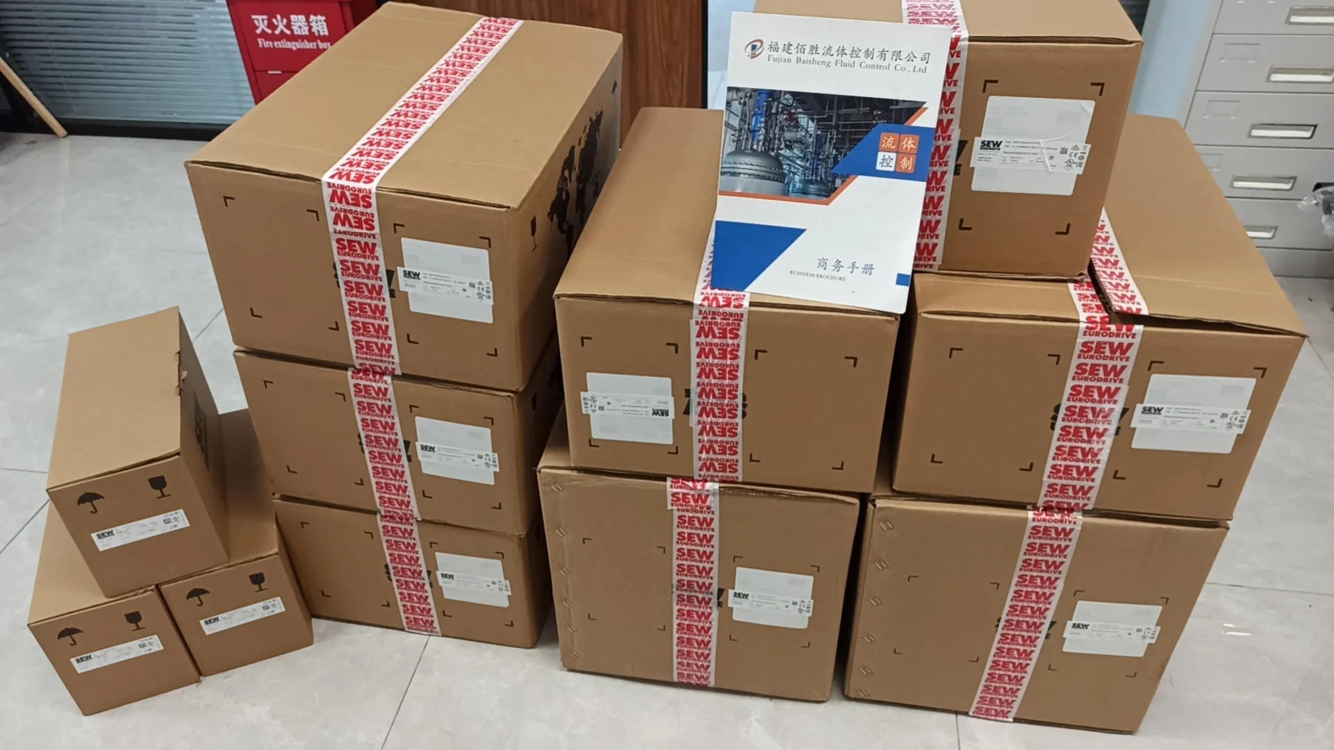 SEW 赛威 变频器 MDX61B0220-503-4-00