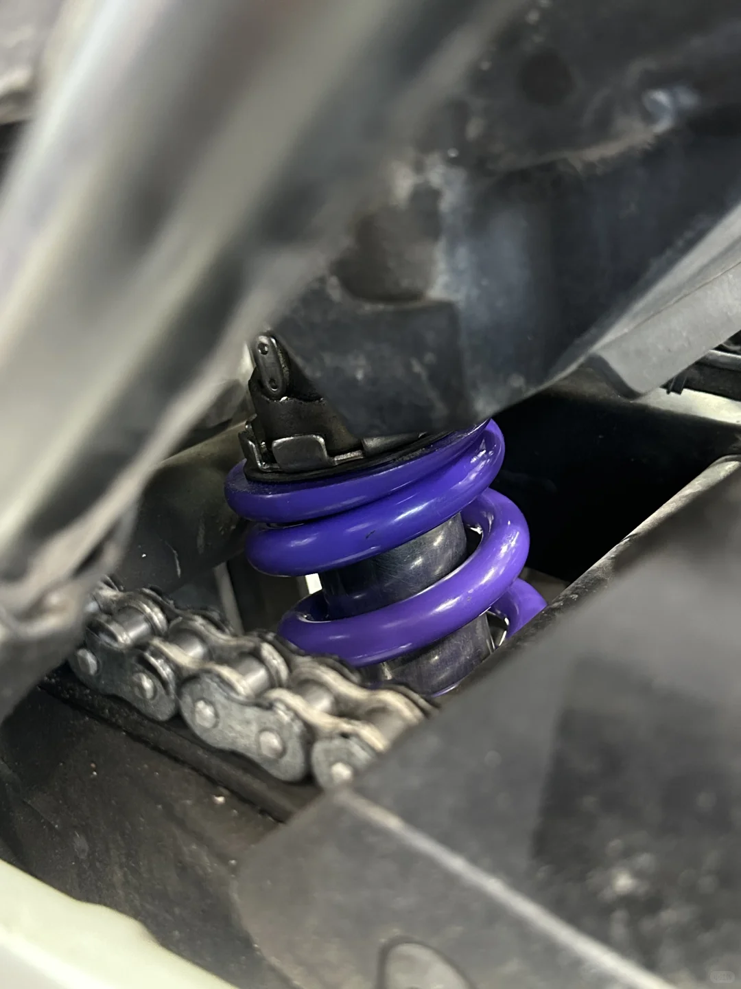 今天给NC750X 升级海魄避震弹簧