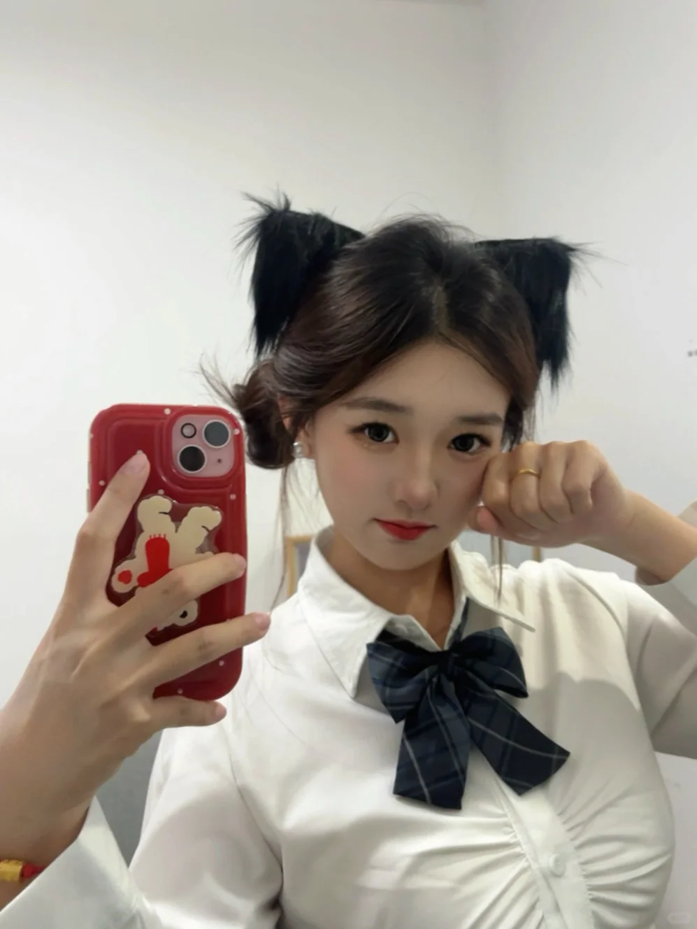 华科女高｜左划怎么变成小手办啦?