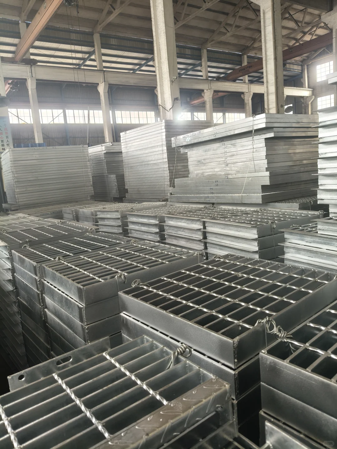 ? 高效工业神器：镀锌钢格栅的秘密力量