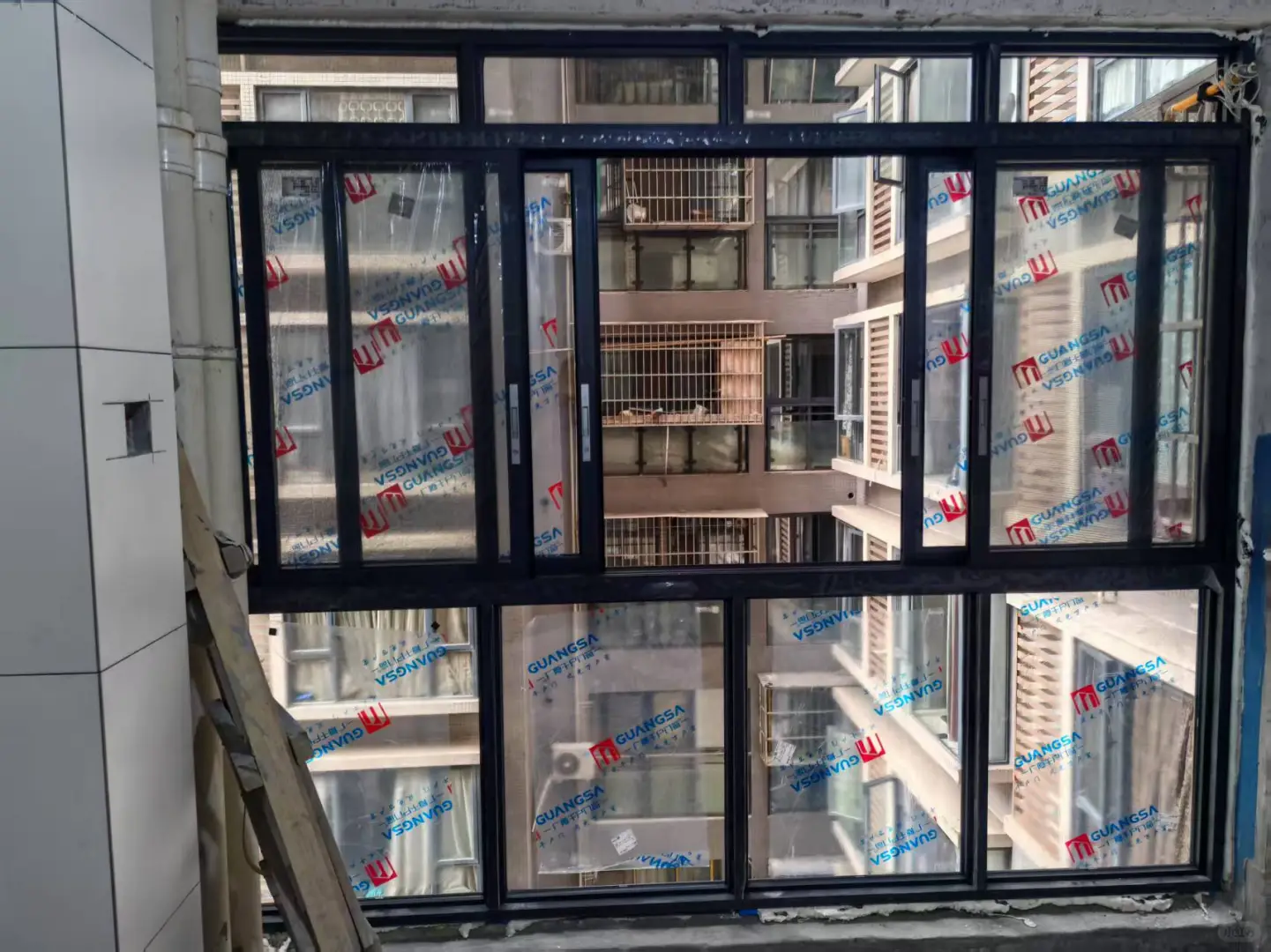 我要气炸了，被窗户公司骗了