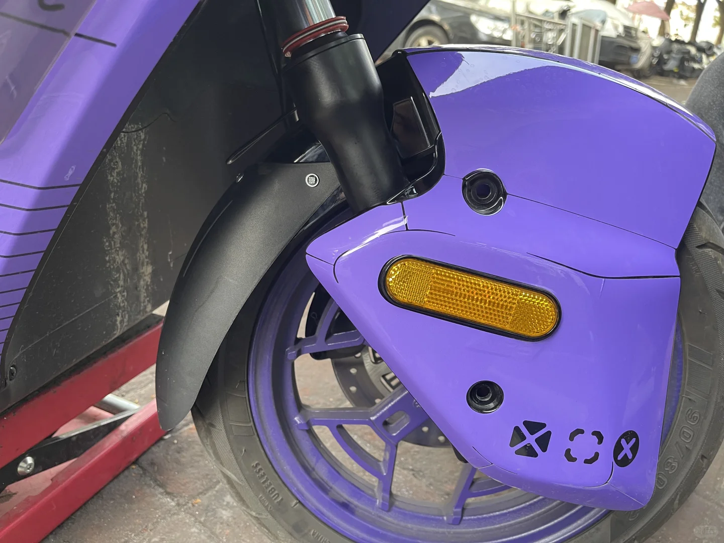 ae5原厂前减震换弹簧