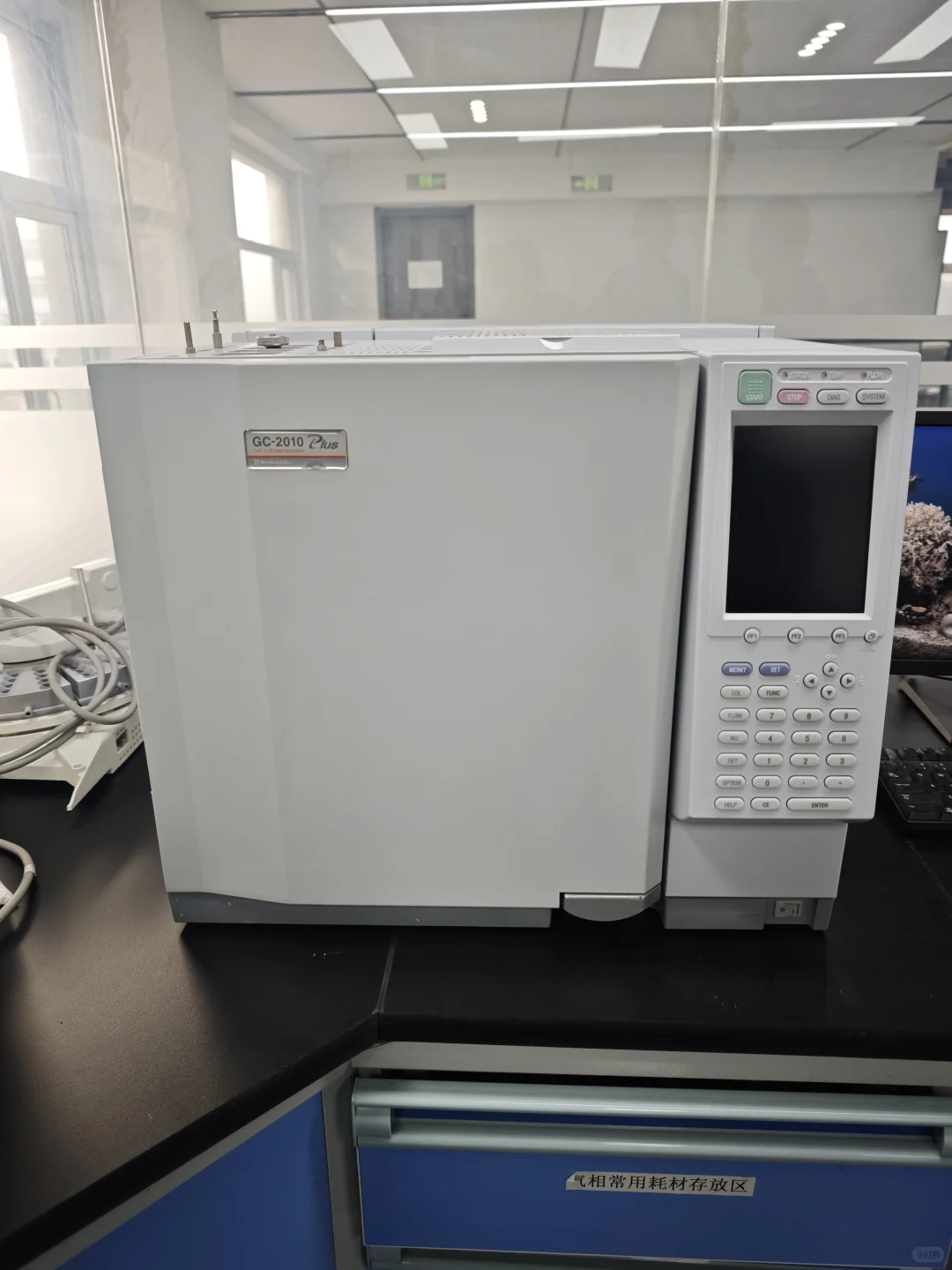 岛津气相色谱仪一套2010plus