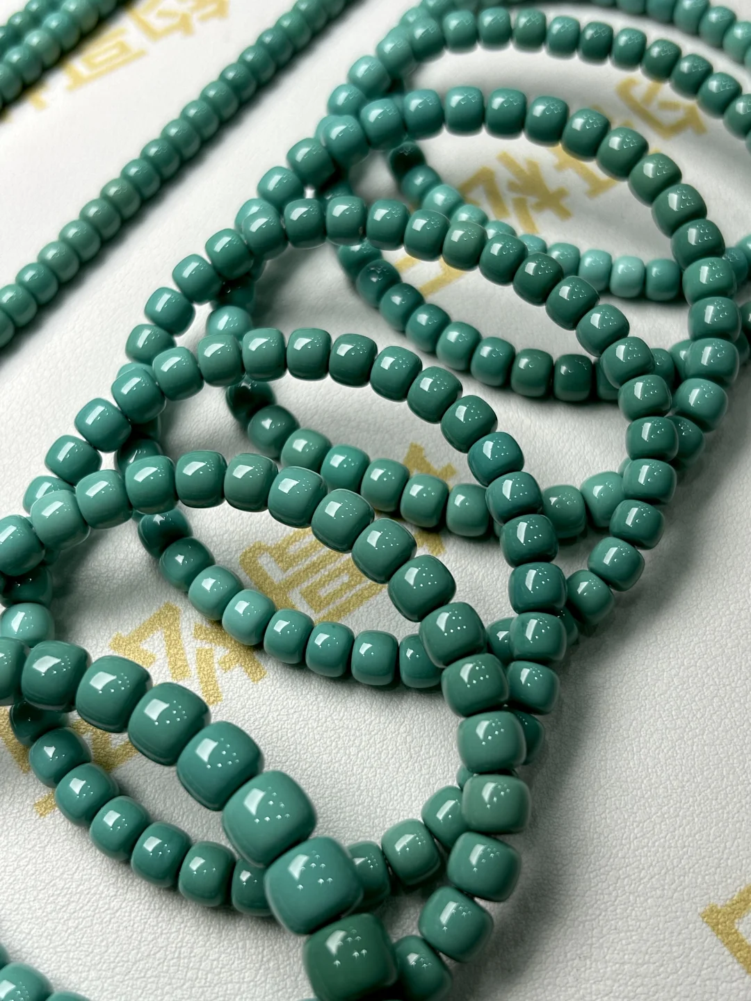 图4变色效果，顶级质感