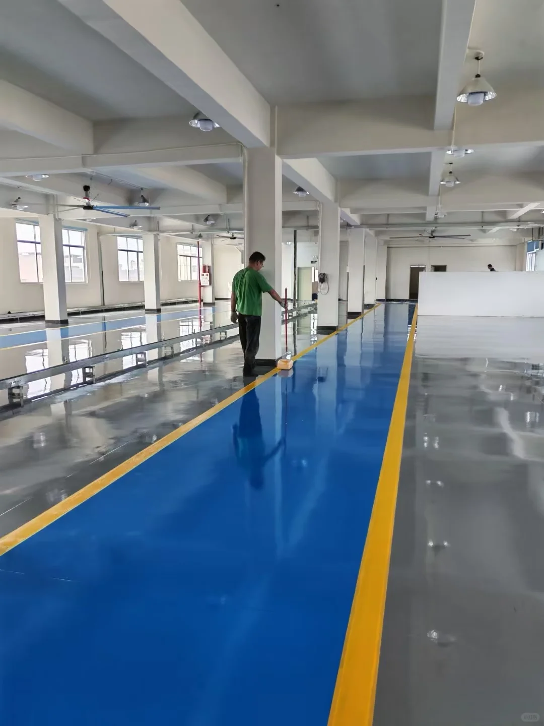 工厂地面翻新，选环氧地坪，早换早赚