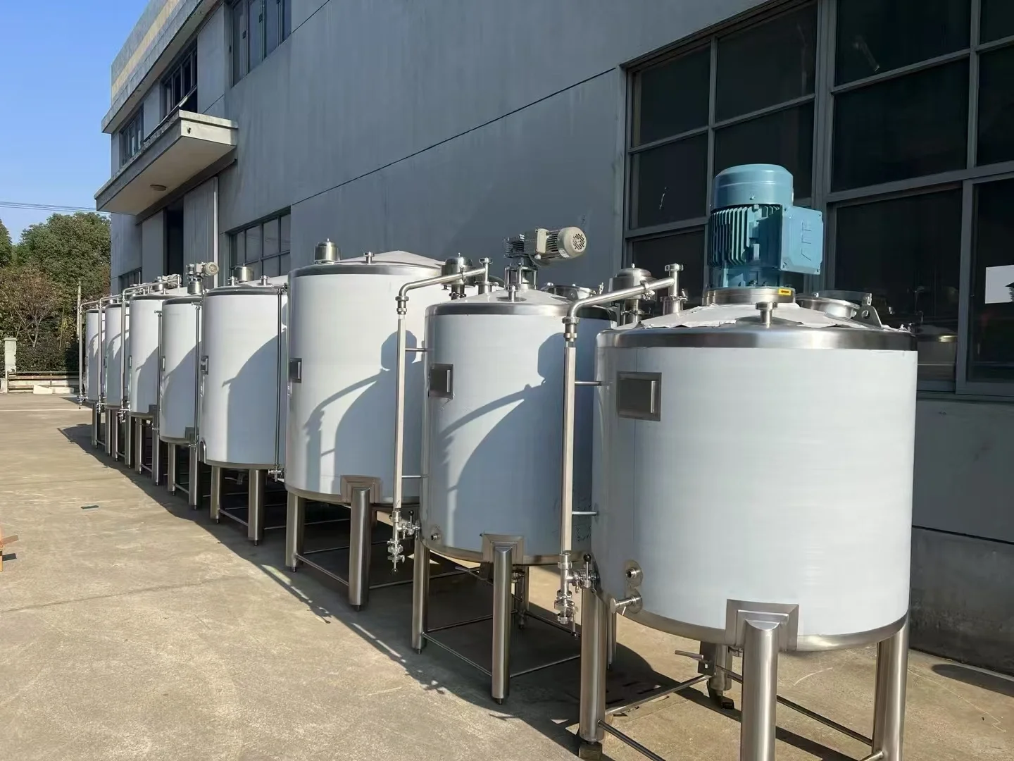 甘蔗白砂糖融化糖浆生产线设备制成液态糖浆