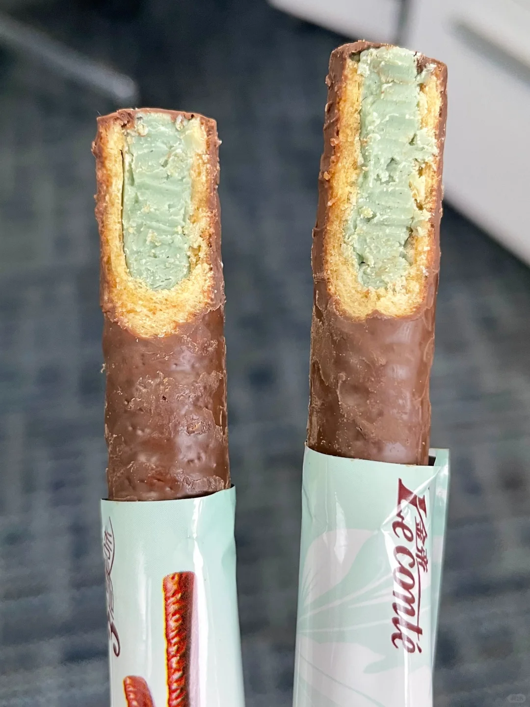 整蛊神器！用薄巧棒“暗算”室友