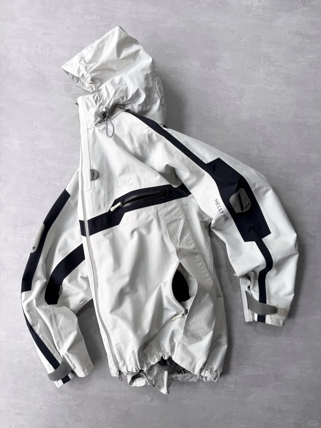 Available?00‘s HELLY HANSEN户外滑雪夹克