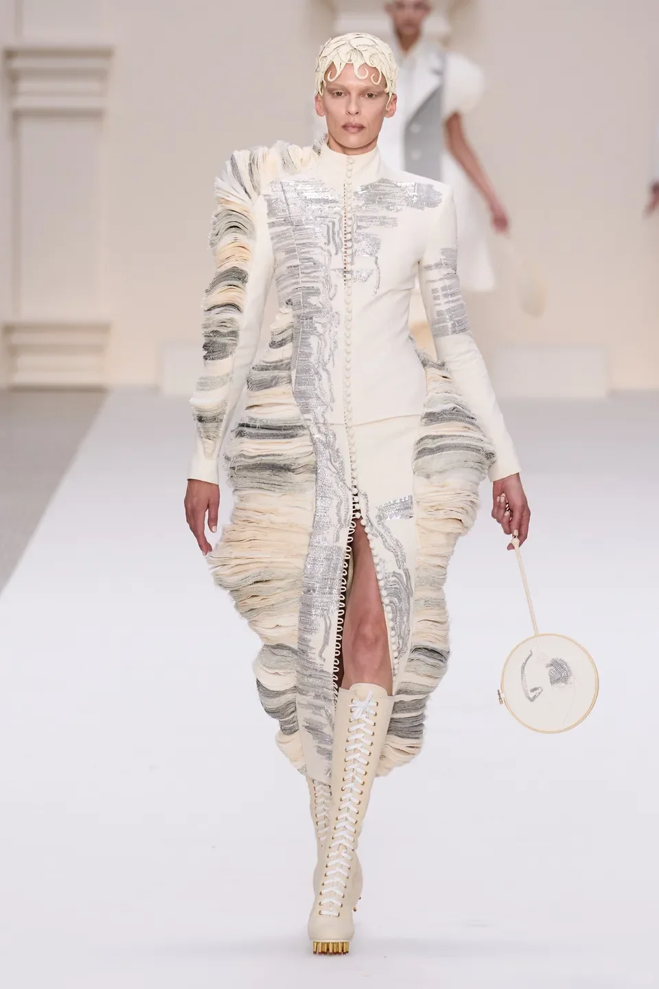 白胚解构?Thom Browne 高定秀