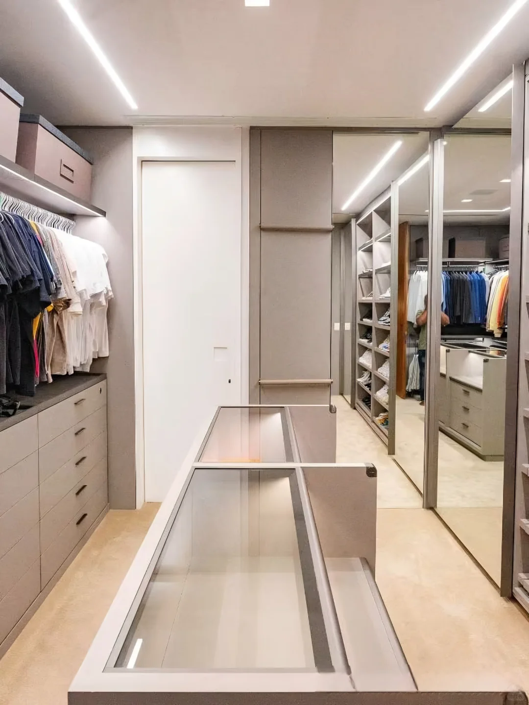 广州日式收纳整理搬家打包复原衣橱换季规划