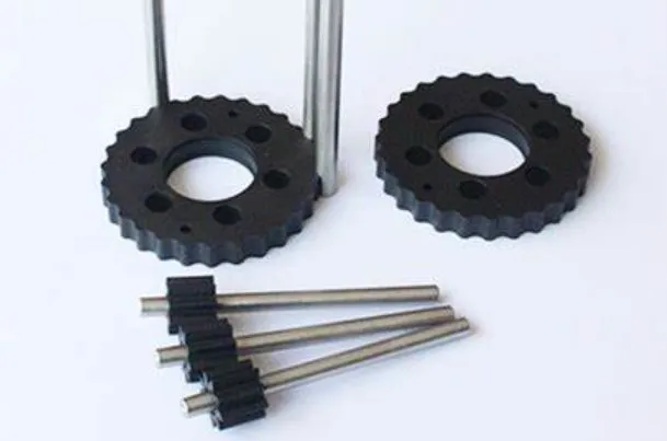 PEEK齿轮与不锈钢嵌套固持采用瞬干胶的方案