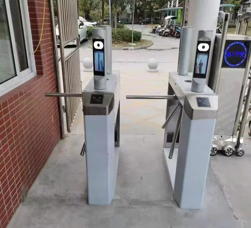 景区为什么要装三辊闸？