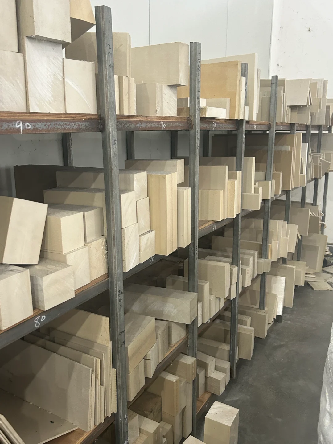 PEEK（聚醚醚酮）—轻量化产品的不二之选