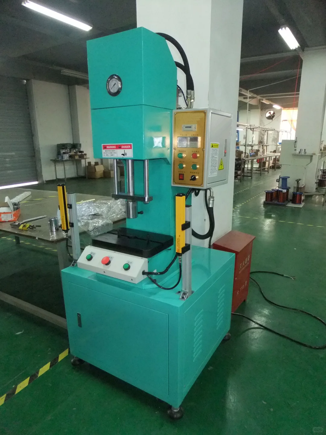 上海机械设备液压机热压机气压机