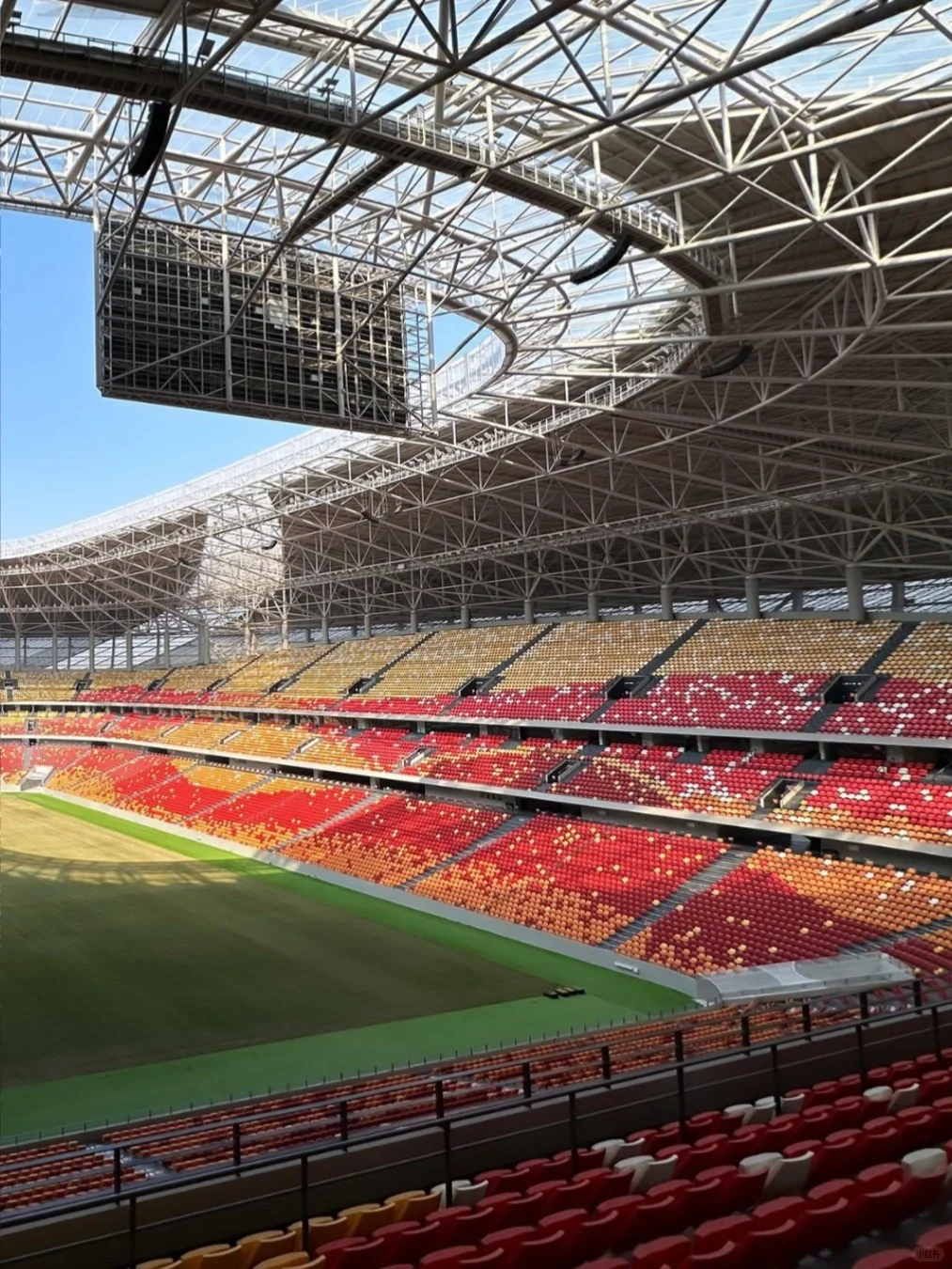 每日球场 | 136 龙兴足球场