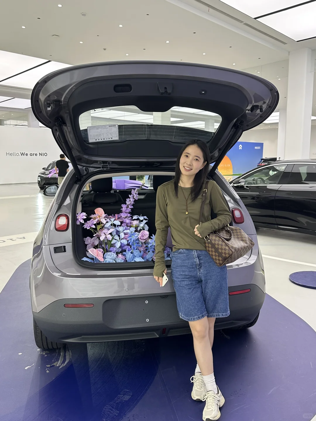 是谁同时拥有了萤火虫和李斌的签名