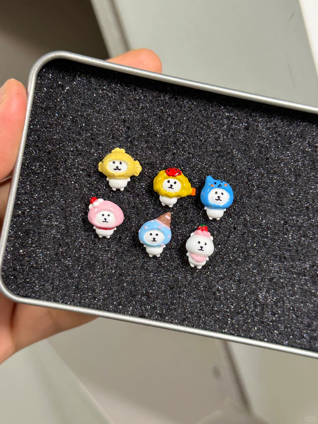 已被自嘲熊包围