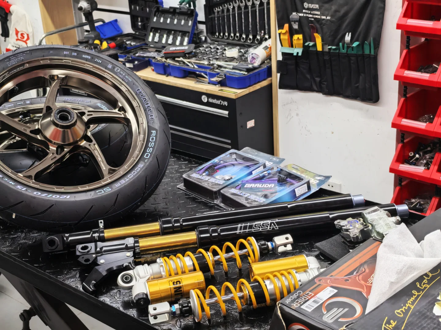 横评各种顶级后避震—xmax篇