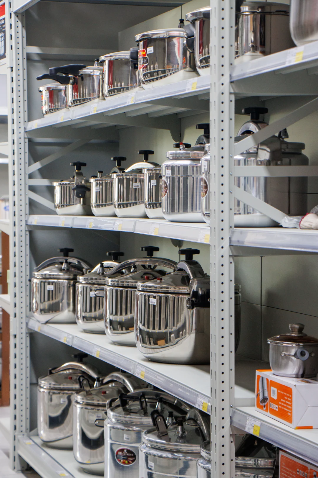 各种不锈钢厨具来啦