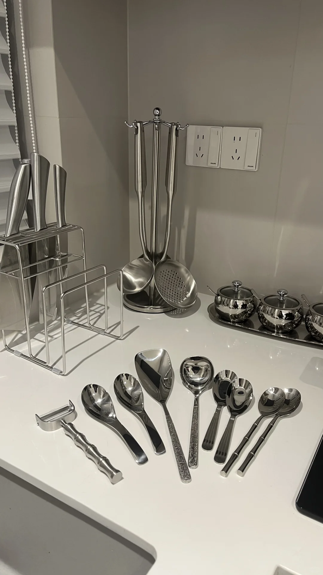 新家999个快递（200/999）厨房那些不锈钢?