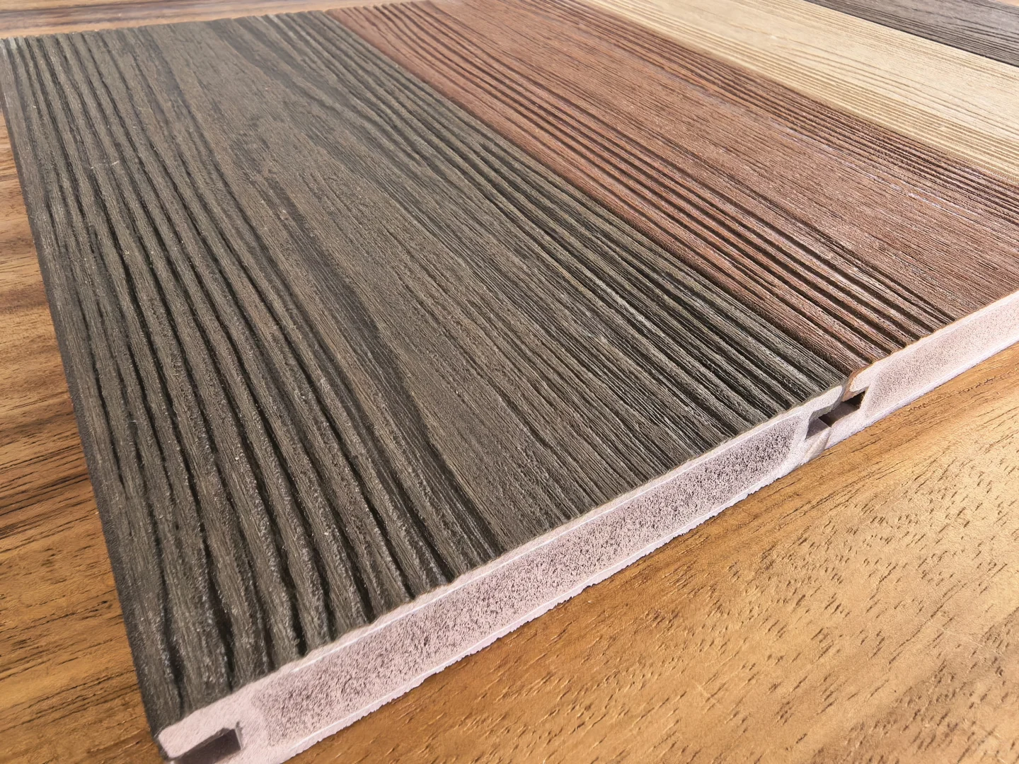 森泰三代塑木地板:源古木系列，质感一流