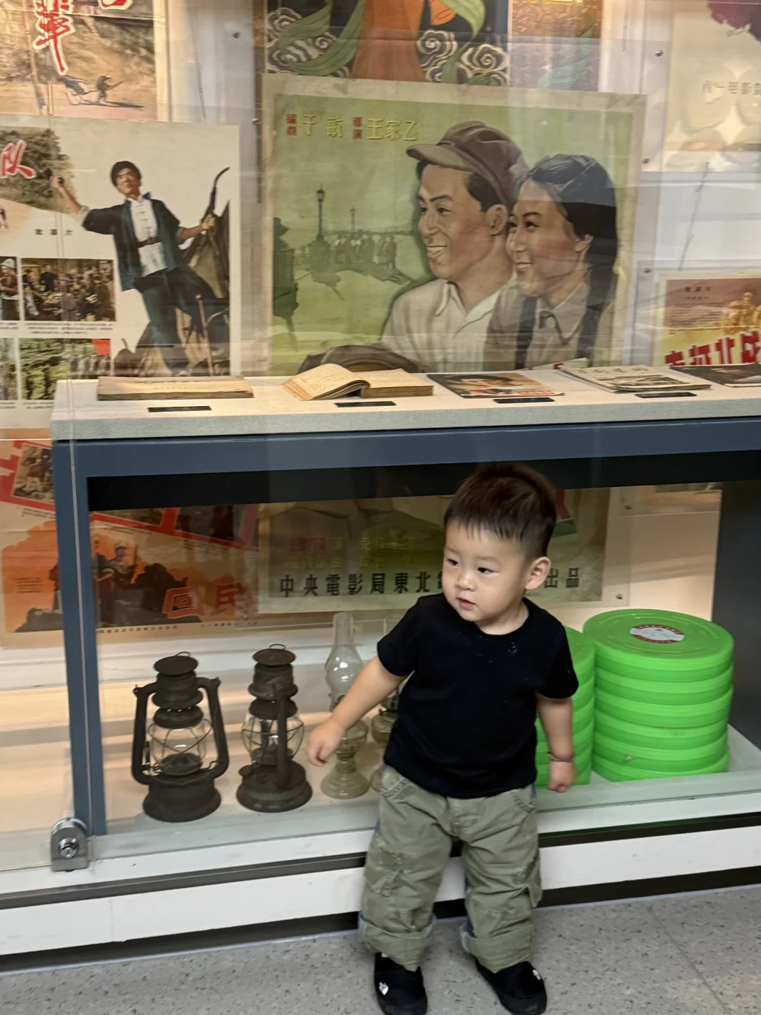 遛娃??｜藏在涿州老磨床场里的电影博物馆