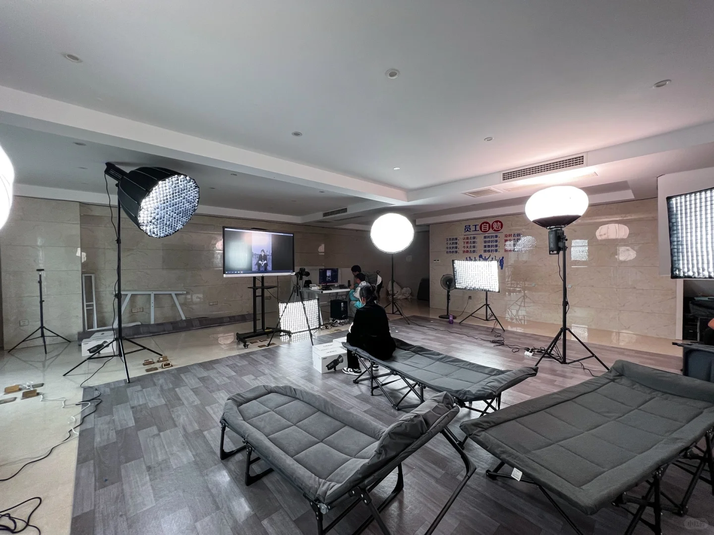 在南京本地租套直播设备才800包安装调试