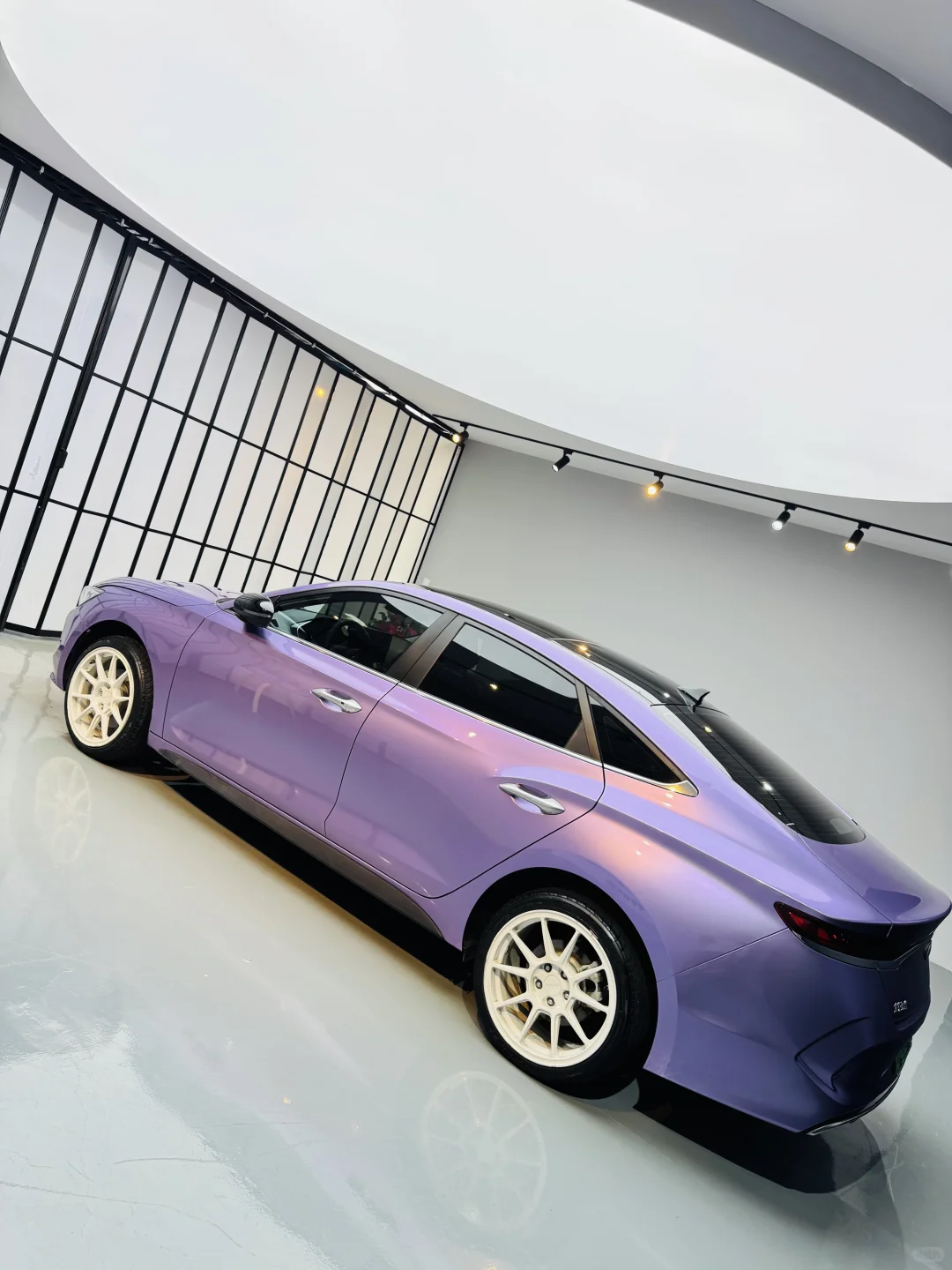 贴一台变色膜之后是什么感受灵境紫