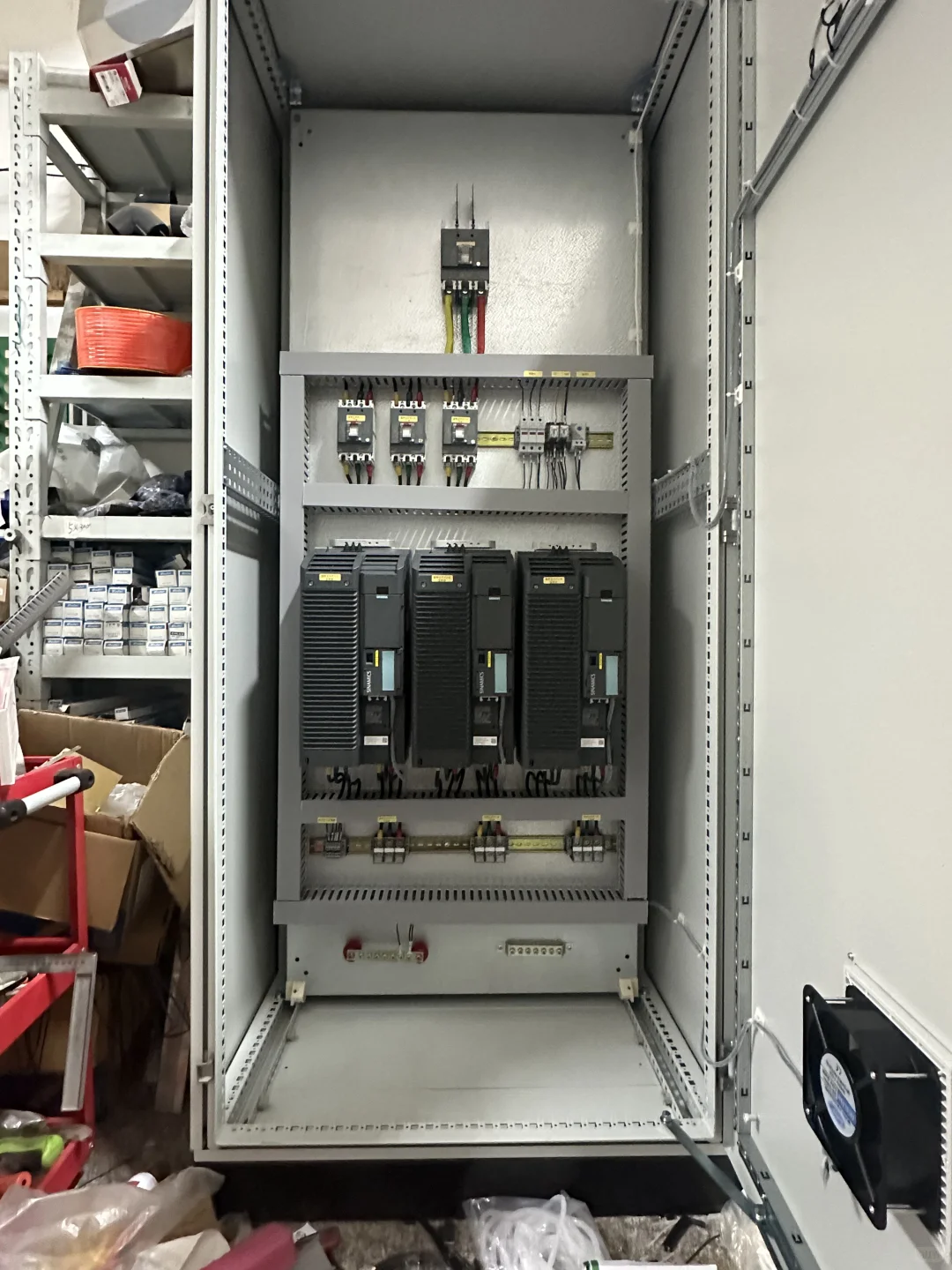 超超超极专业的控制配电柜厂家