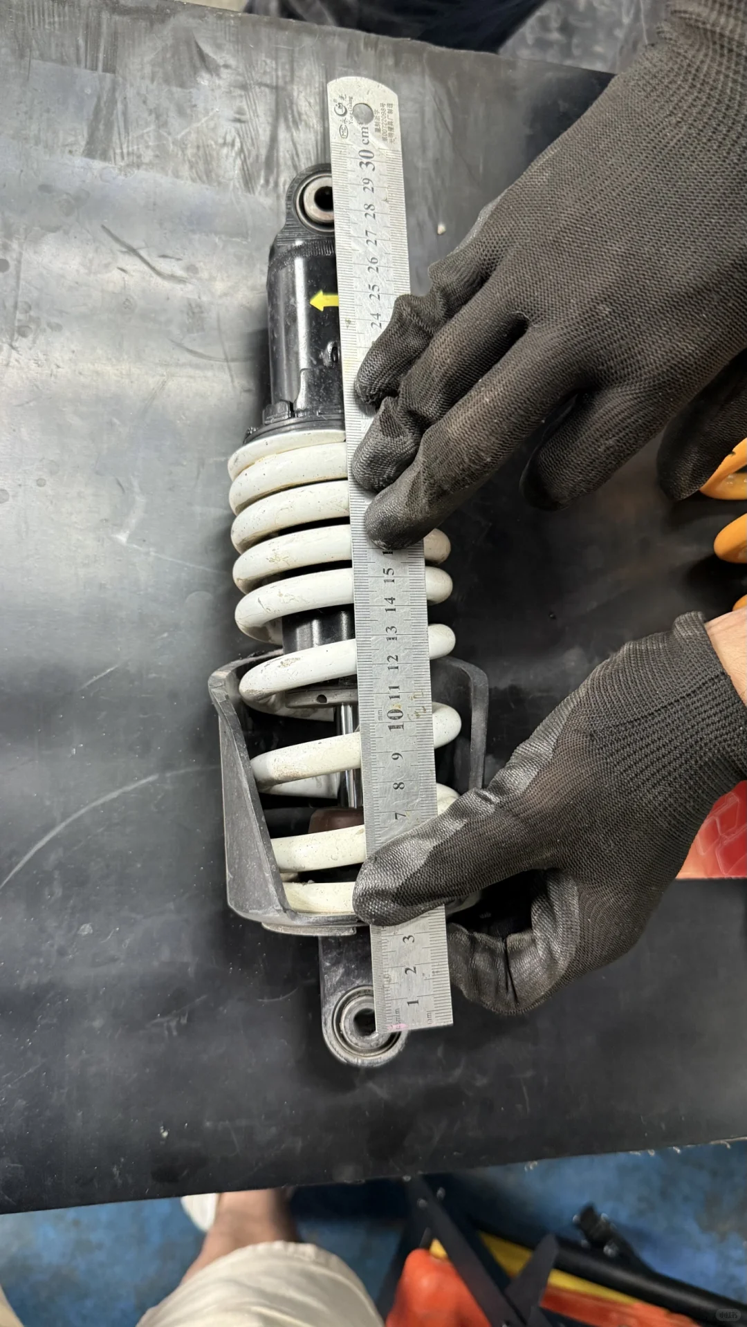 KTM390 Duke 更换OHLINS后避震