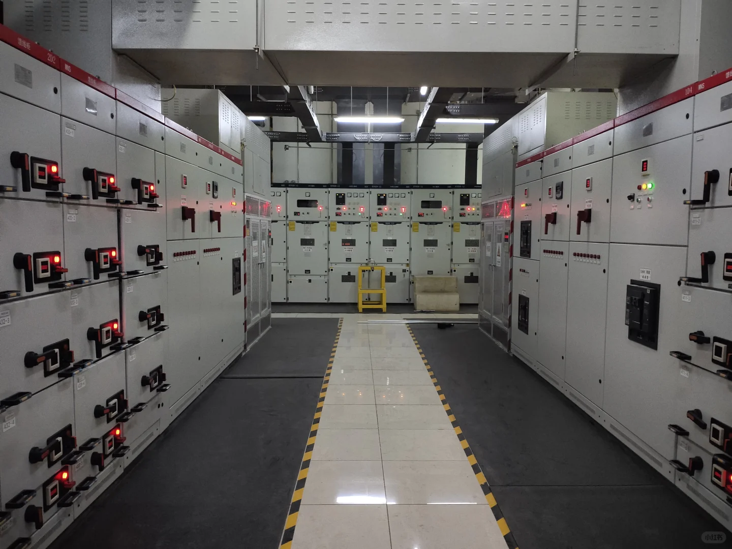 物联网+AI如何打造电力系统的“智慧大脑”