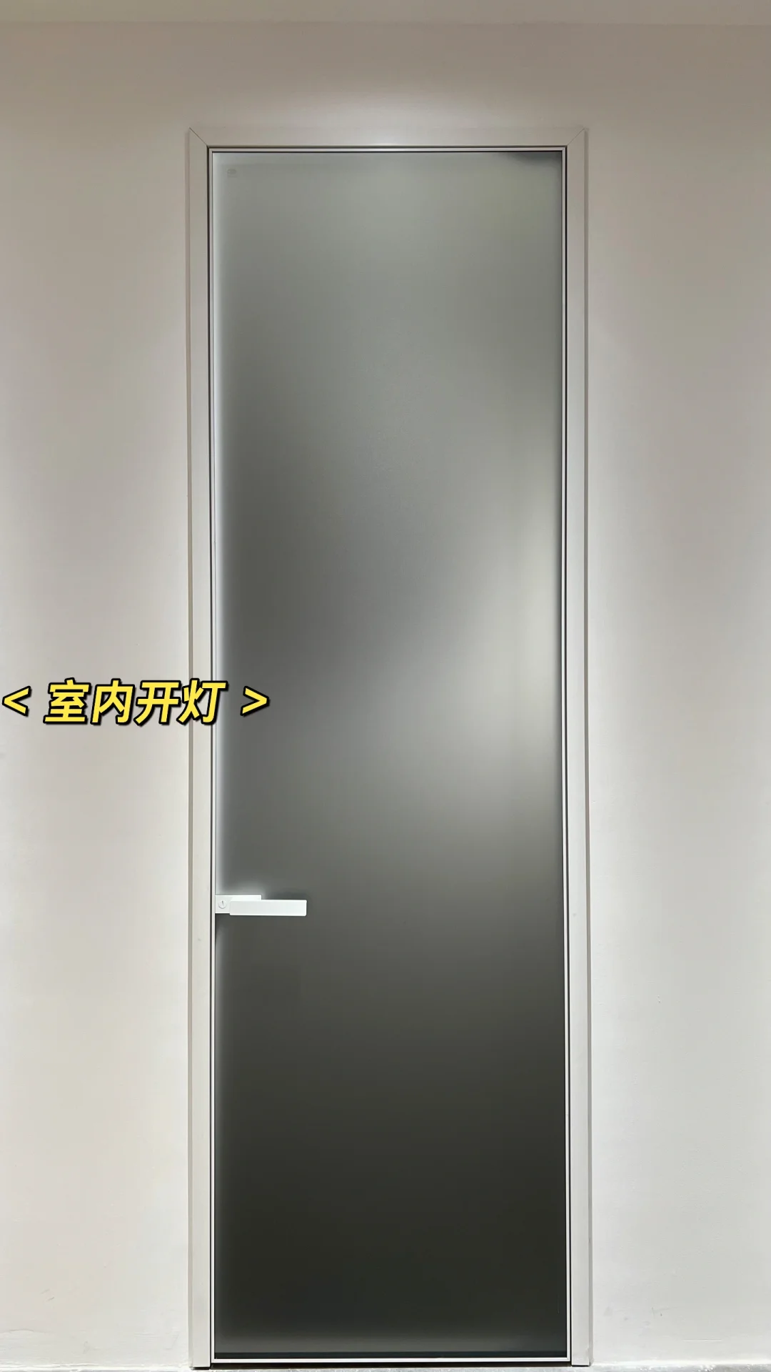 这不是黑板 ！这是卫生间门