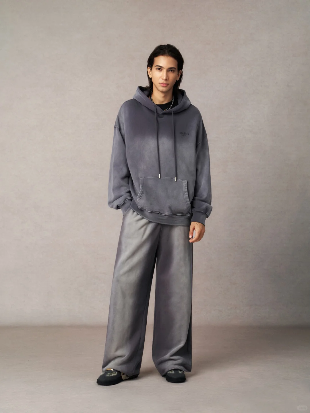 STARNIQUE服饰丨拒绝冬日乏味,兼具风格适穿